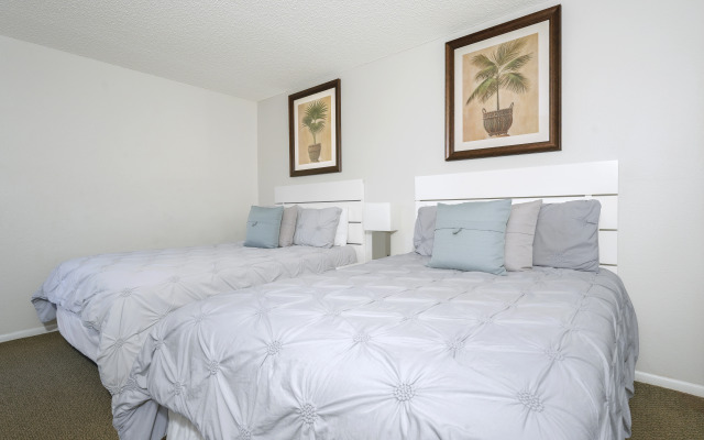 Parc Corniche Condominium Suite Hotel