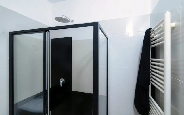 JOIVY Spacious Apt in Stunning Como
