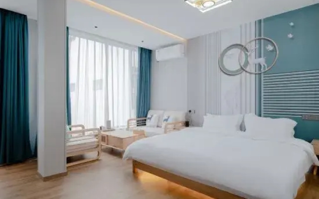Lijia Courtyard Homestay