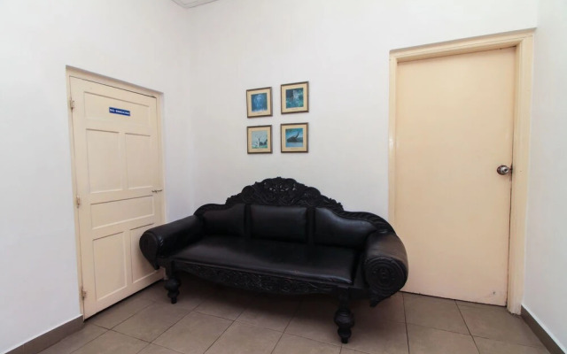 OYO 228 Sea View Apartment