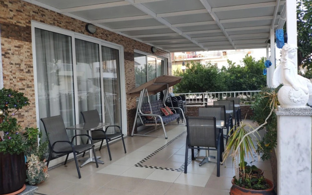 Marie Hotel