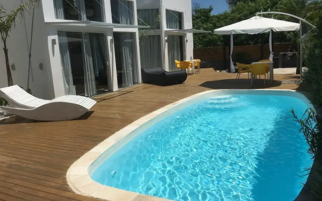 No1 Stylish Beach House With Pool