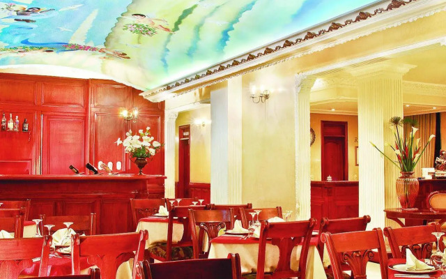Hotel Castilla Real