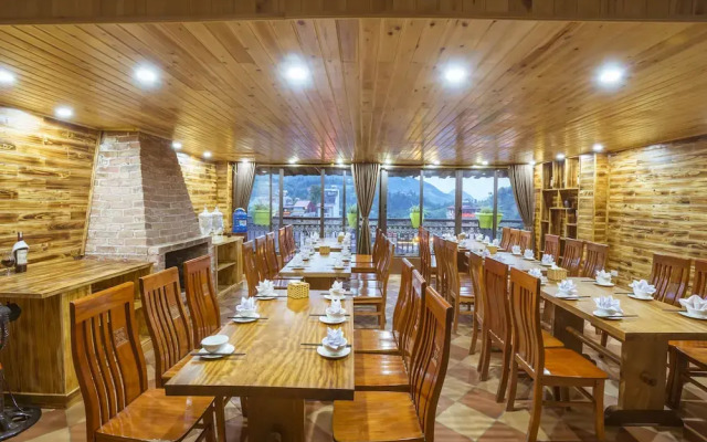 Sapa Full House Hotel