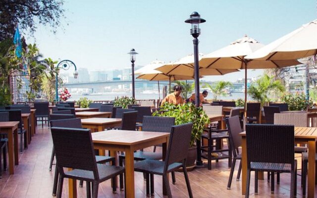 The StandardX Bangkok Phra Arthit