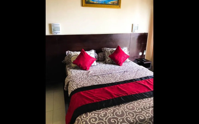 Agus Guest house Sunset Road