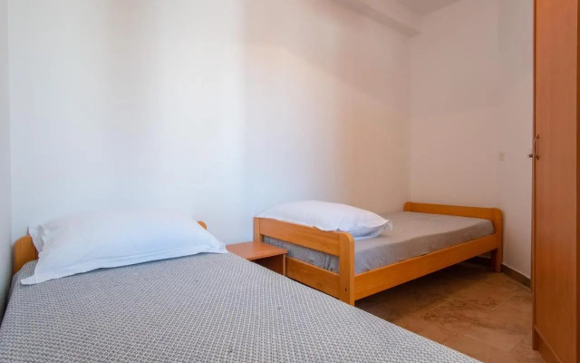 Apartment Lazić Pag