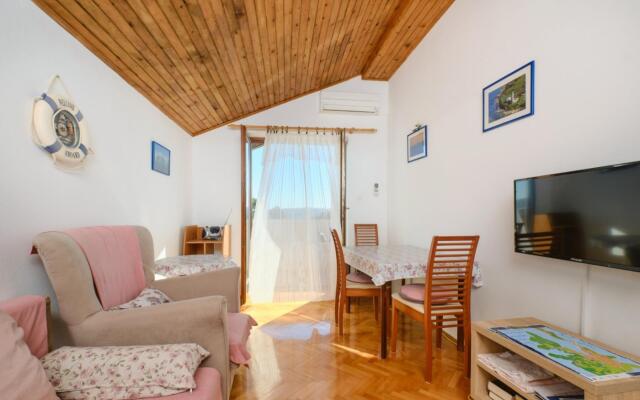 Luce - 50 m From sea - A3