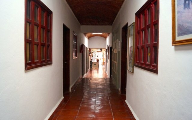 Hotel Aqui es Mexico