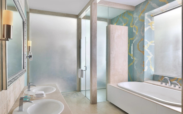 Le Méridien Jaipur Resort & Spa