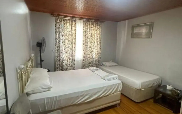 Veni Vidi Dormi - Hostel