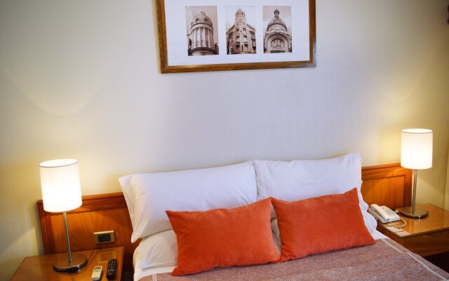 Hotel Solans Carlton