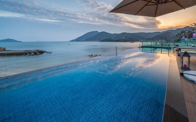 Namhae Lounge 32 Resort C