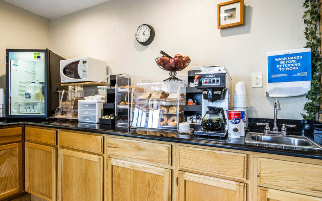 Econo Lodge Janesville