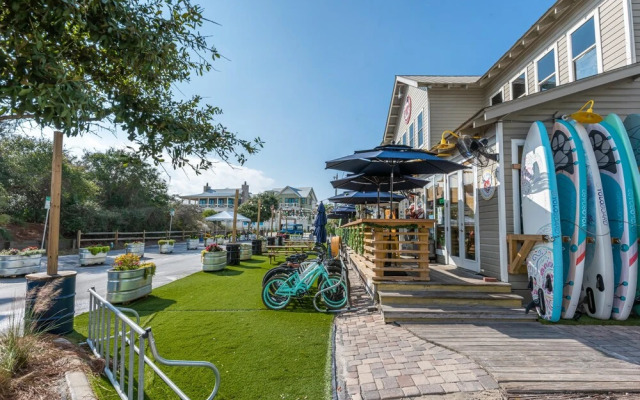 Incogbeacho - 505 Defuniak Street