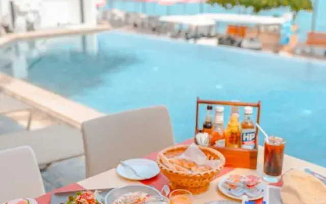 ENNKAI Beachfront Resort Koh Larn