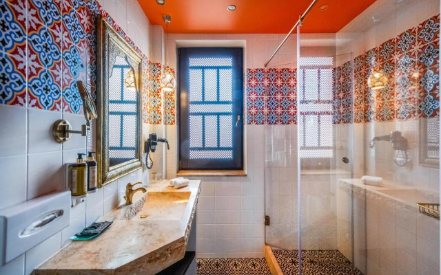 Mesés Shiraz Wellness Hotel Superior