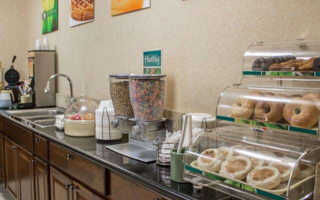 Quality Inn Brunswick Cleveland South