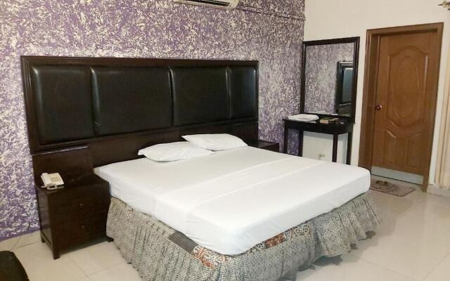 New Look Hotel