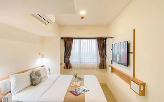 Spacious and Comfy Designed 2BR at Meikarta Apartment
