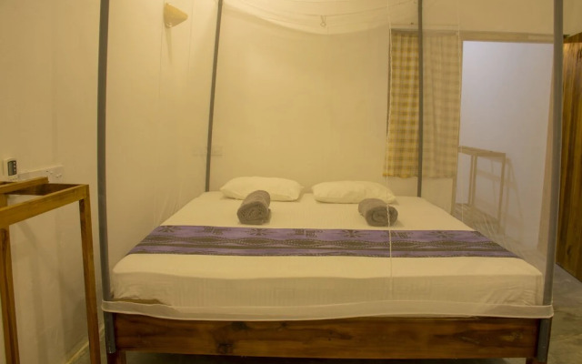 Eagle Resort Arugambay