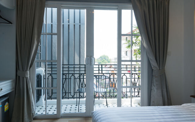 White Ivory Bed & Breakfast