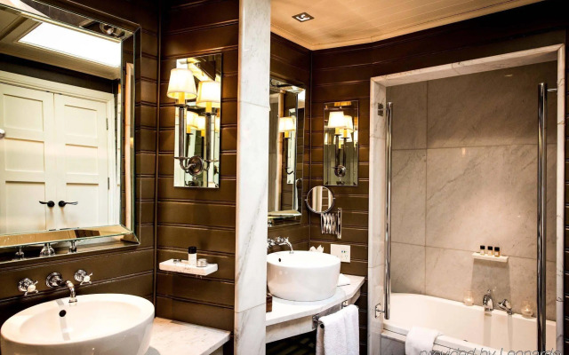 Eichardt's Private Hotel