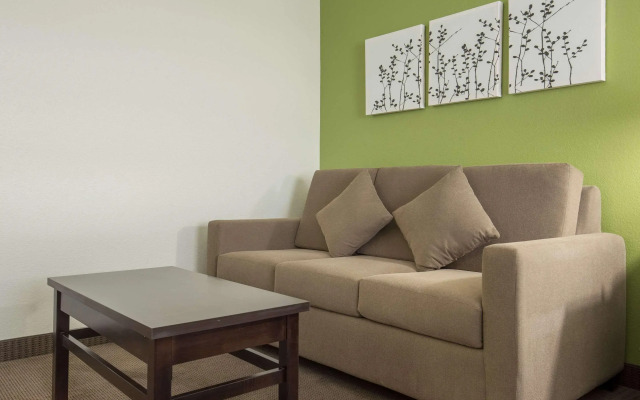 Sleep Inn & Suites