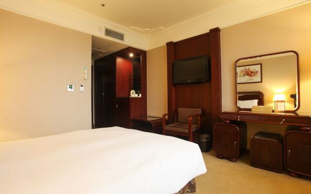 K-Pop Hotel
