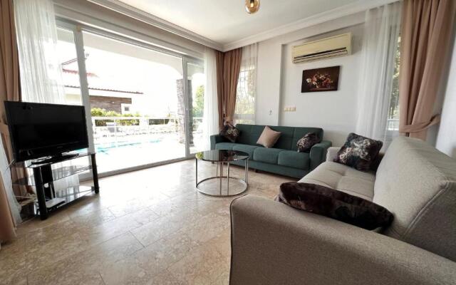 Arnna 4 Villa