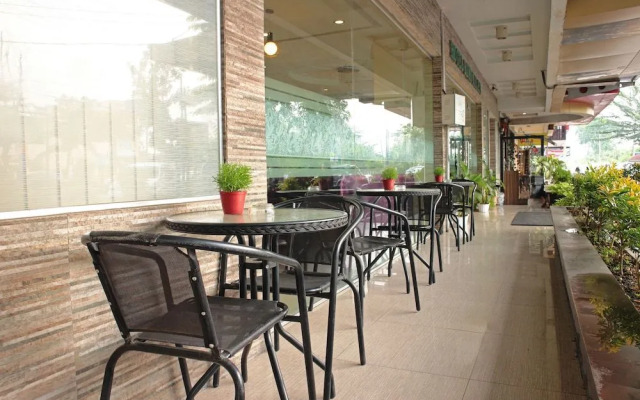 OYO 1009 Hotel Bumi Malaya