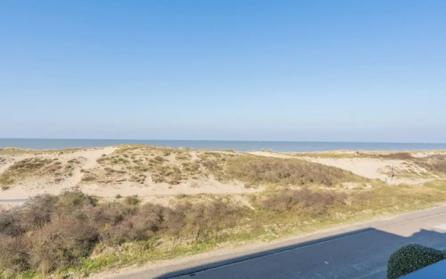 Amazing Apartment in Oostduinkerke
