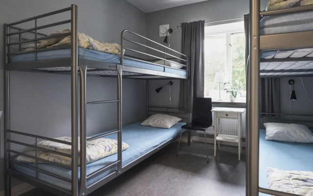 Partille Vandrarhem Bed & Breakfast - Hostel
