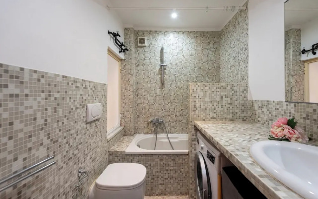 Genova House Historic Center