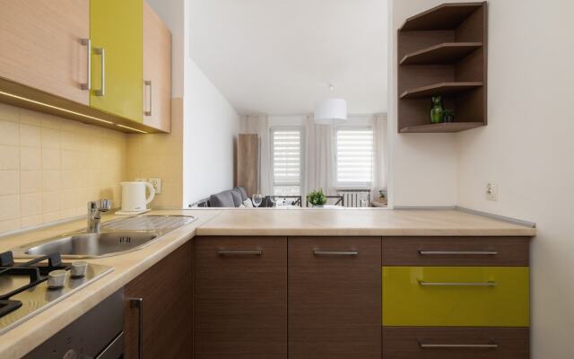 Grey Apartment in Katowice by Renters