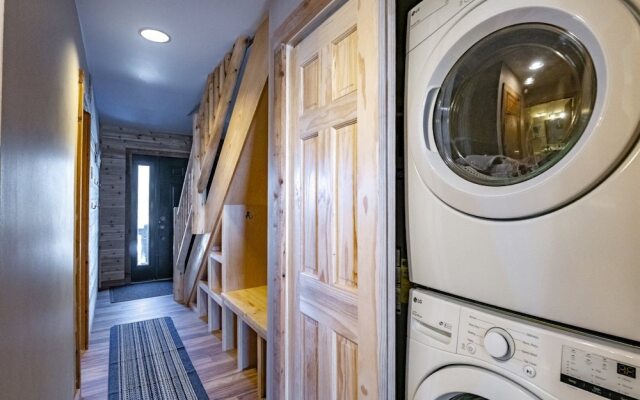 Northwoods A4 - Huckleberry Hideaway