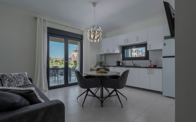 White Pearl Suites Halkidiki