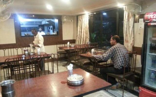 Hotel Gujrat