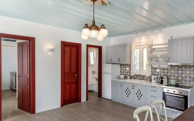 Etesians Suites & Villas