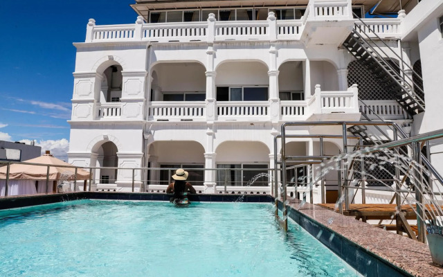 Sentrim Castle Royal Hotel