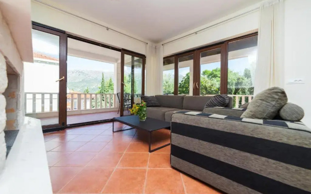 Astra Villas