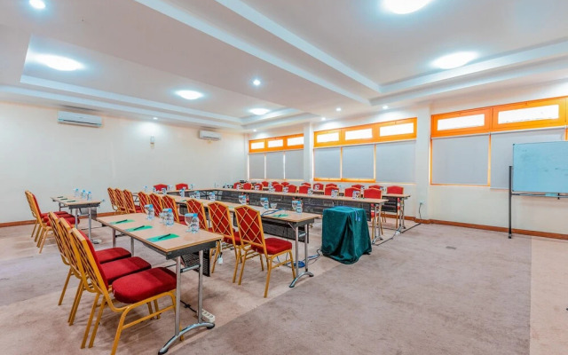 Oyo 1211 Graha Technopark Hotel