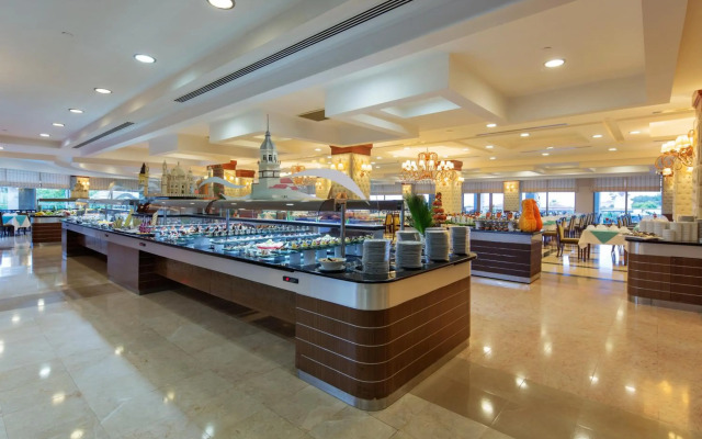 Alba Royal Hotel - Ultra All Inclusive - Adults Only 16+
