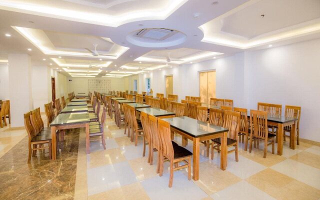 Avenue Hotel Sam Son