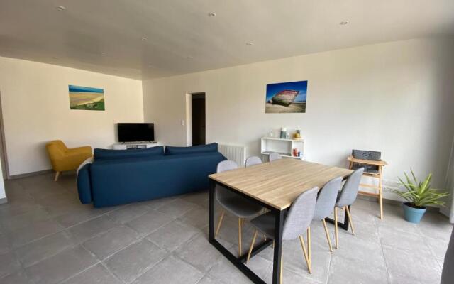 Bel appartement à 200m de la plage