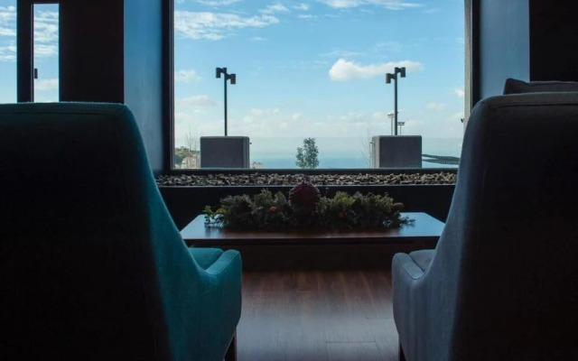 Le Pave Residences