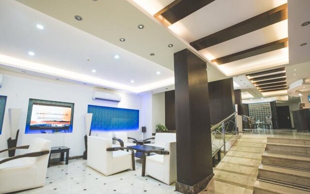 LA Fontaine Al Safwa Suites