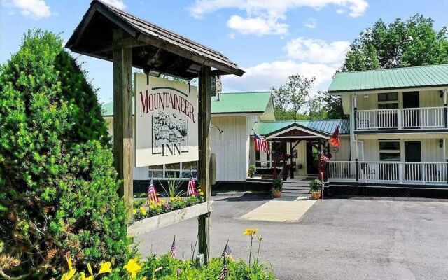 Mountaineer Inn