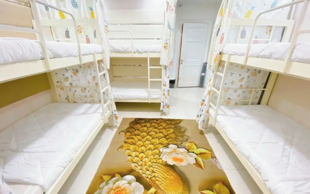 Saigon Authentic Hostel & Tours – Guest Rooms – Ho Chi Minh City