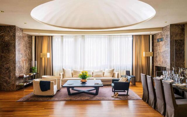 Дизайн-отель BERDS Chisinau Mgallery Hotel Collection